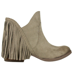 Not Rated Braxton Cowgirl Fringe Ankle Booties In Taupe