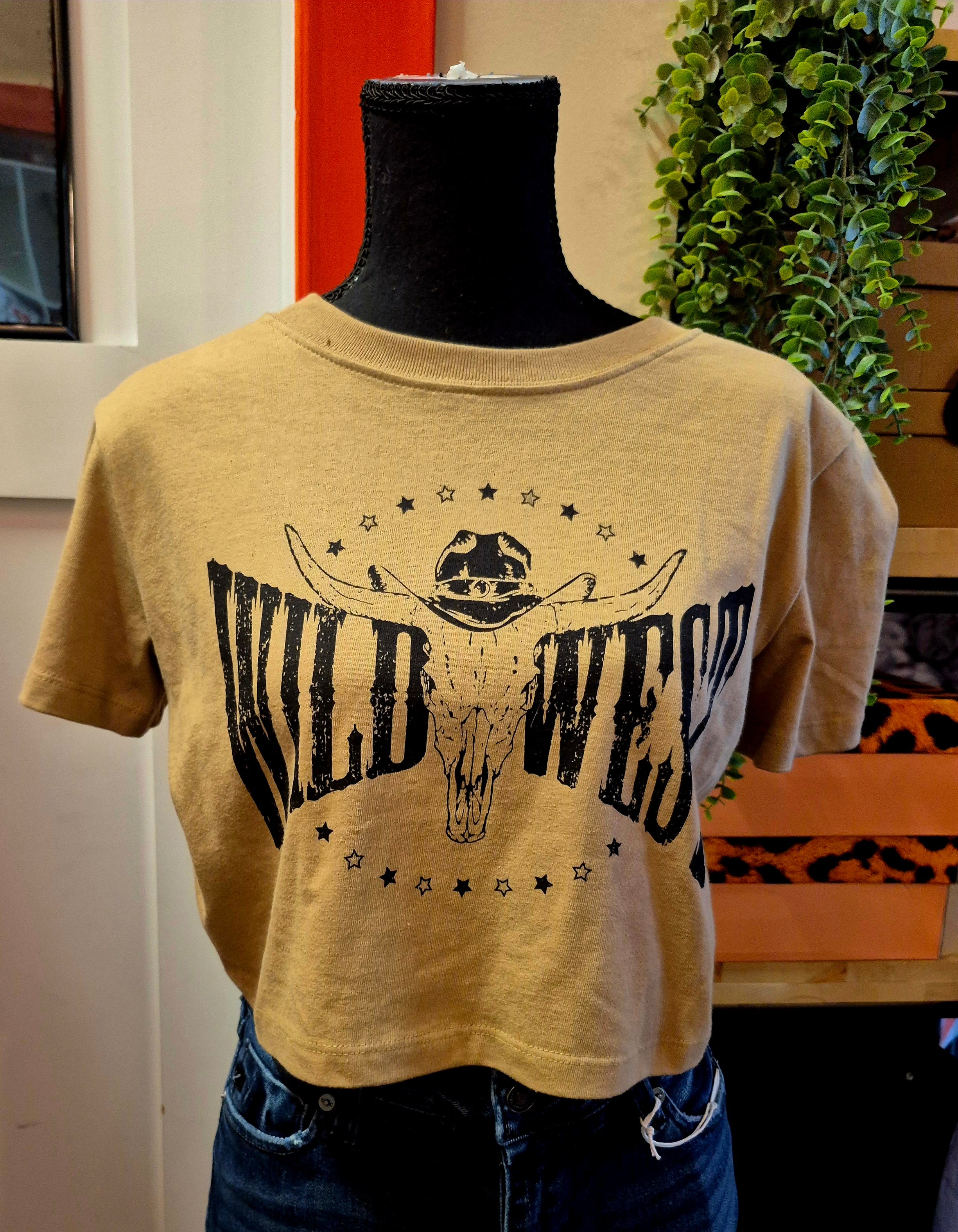 cropped short sleeve wild west shirt