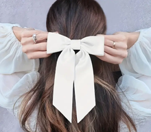 Load image into Gallery viewer, Hair Clip Bow