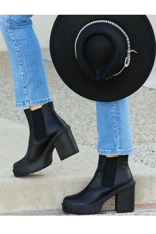 Black Chelsea Boot