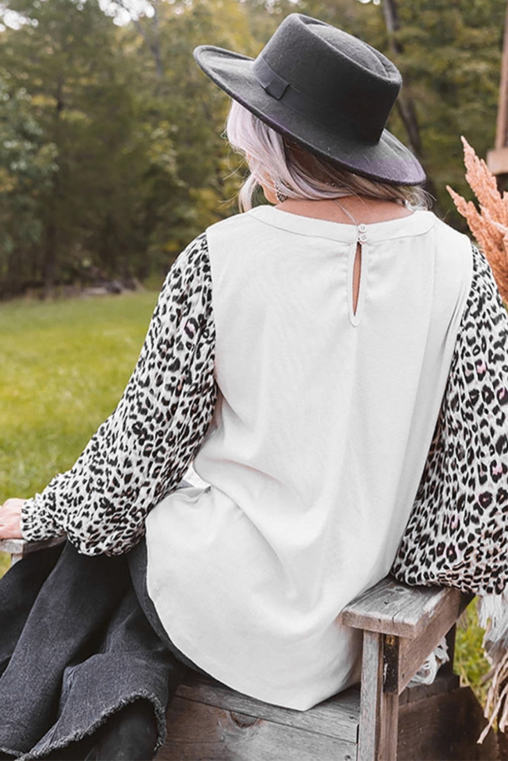 Leopard Print Crew Neck Puff Sleeve Top