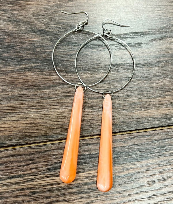 ORANGE RESIN HOOP EARRING